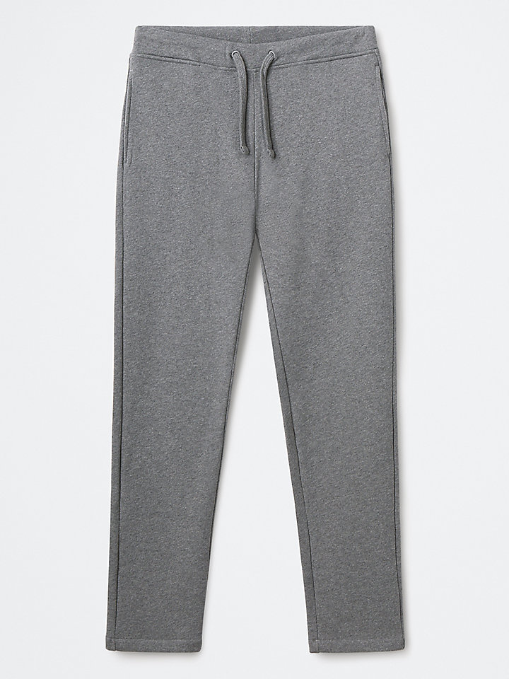 jogging bottoms with pockets